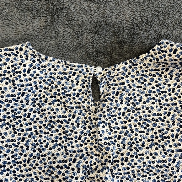 J crew printed tiered bell-sleeve top - Picture 9 of 11